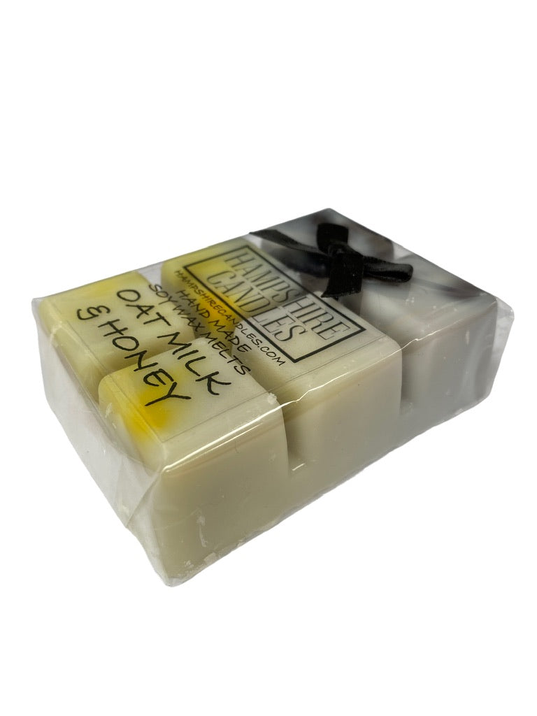 Oat Milk and Honey Wax Melts – A perfect blend of sweetness and warmth. Great for use in electric wax burners, offering a cozy, homey aroma.
