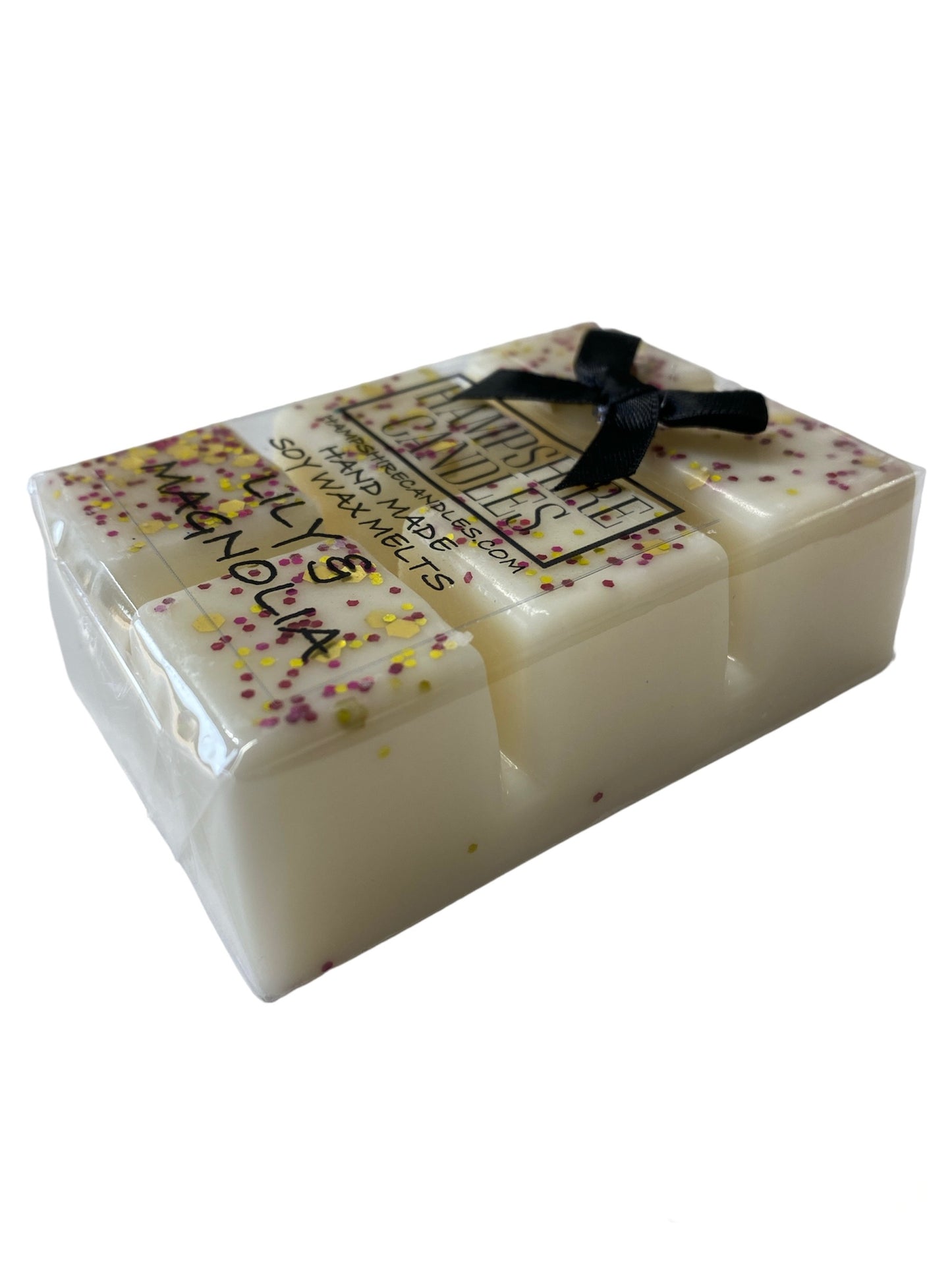 Soy wax melts UK with the elegant fragrance of Lily and Magnolia Blossom. Perfect for electric wax melt burners, creating a soft, floral aroma in your home.