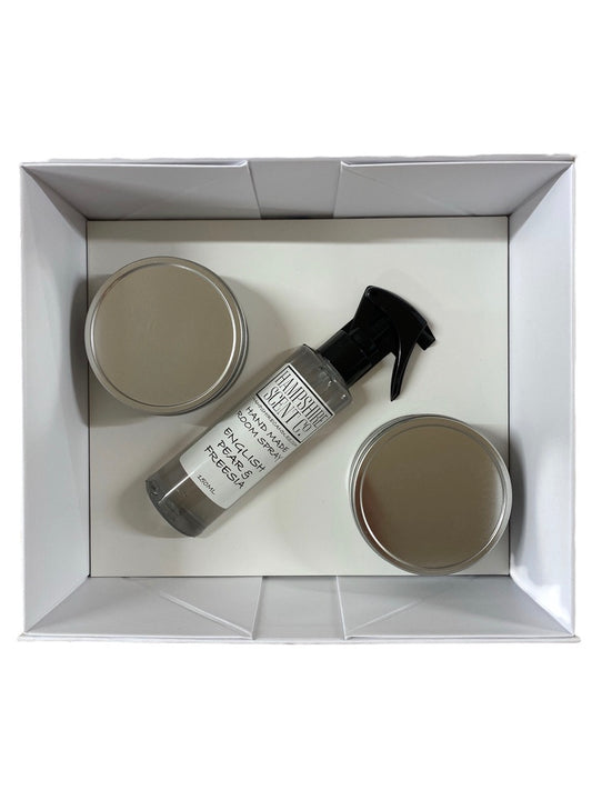 white magnetic closure gift box home fragrance gift set UK