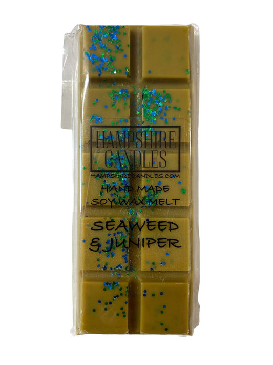 Soy wax melts with a natural blend of seaweed and juniper. Ideal for electric wax melt burners, bringing a crisp, oceanic scent to your home.