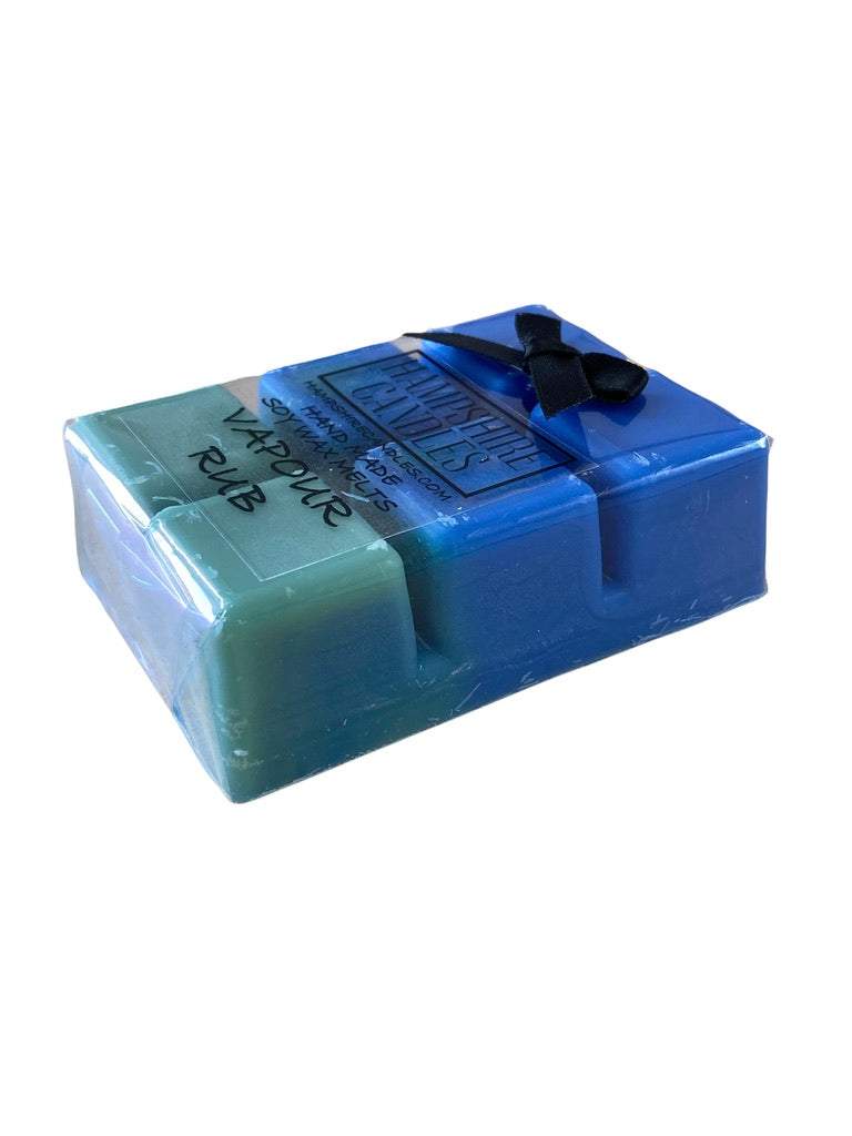 Soy wax melts with the invigorating scent of menthol and eucalyptus. Ideal for electric wax melt burners, bringing a refreshing, therapeutic atmosphere.