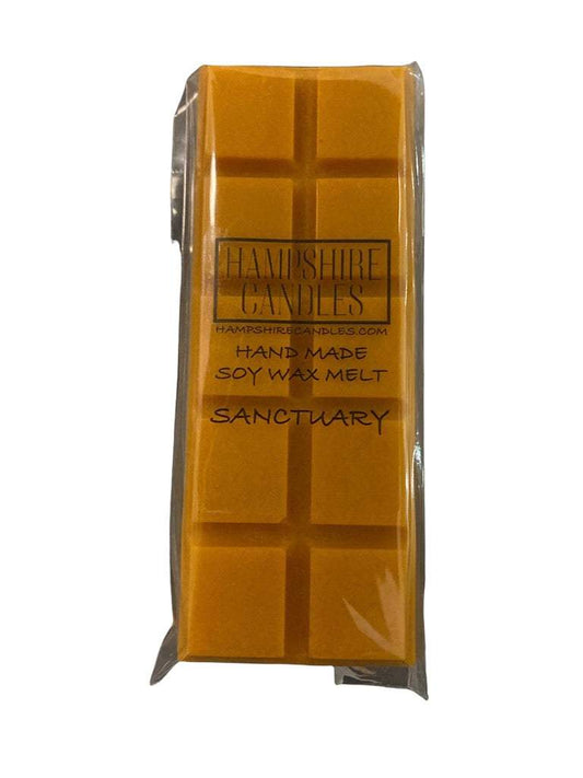 Soy wax melts with the soothing fragrance of lavender and chamomile. Ideal for electric wax melt burners, bringing a relaxing, serene ambiance to your home