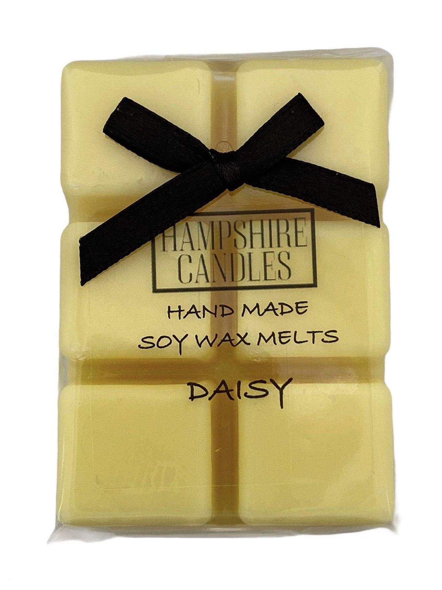 Daisy Wax Melts – A perfume-inspired scent for a refreshing home fragrance experience. Use in electric wax melt burners for a floral ambiance