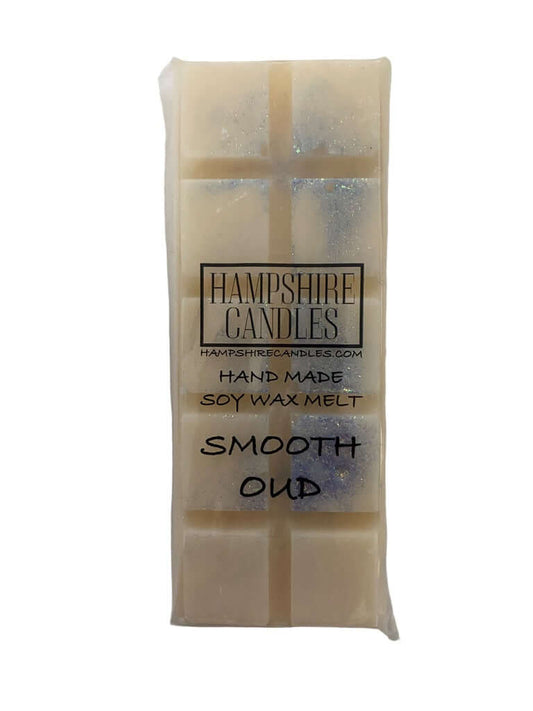 Smooth Oud Wax Melts with an earthy, woody fragrance of oud, sandalwood, and exotic spices, perfect for creating a sophisticated, long-lasting home fragrance