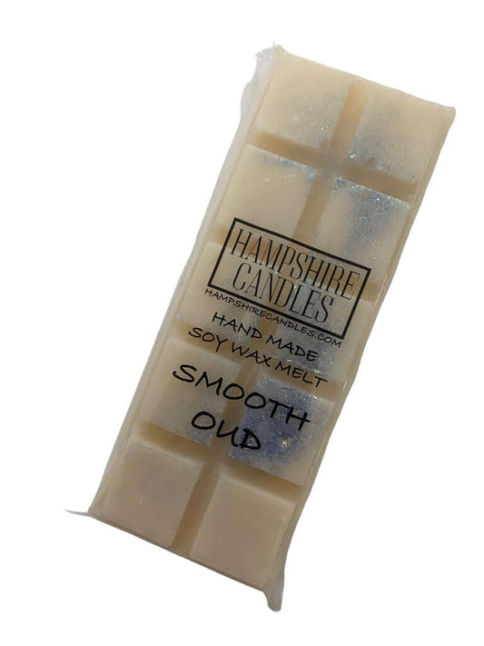 Smooth Oud Wax Melts with an earthy, woody fragrance of oud, sandalwood, and exotic spices, perfect for creating a sophisticated, long-lasting home fragrance