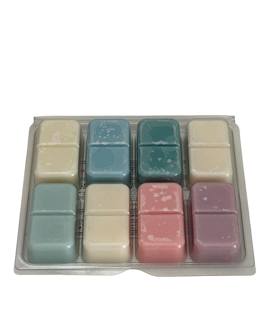 “Clean and fresh-scented wax melt collection box with laundry, linen, and soft floral fragrances – set of 8 melts”