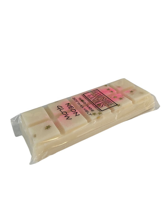 Neon Glow Wax Melts with a bold and electrifying fragrance blend that fills your space with vibrant, energizing notes. Perfect for a modern, fresh scent with soy wax melts