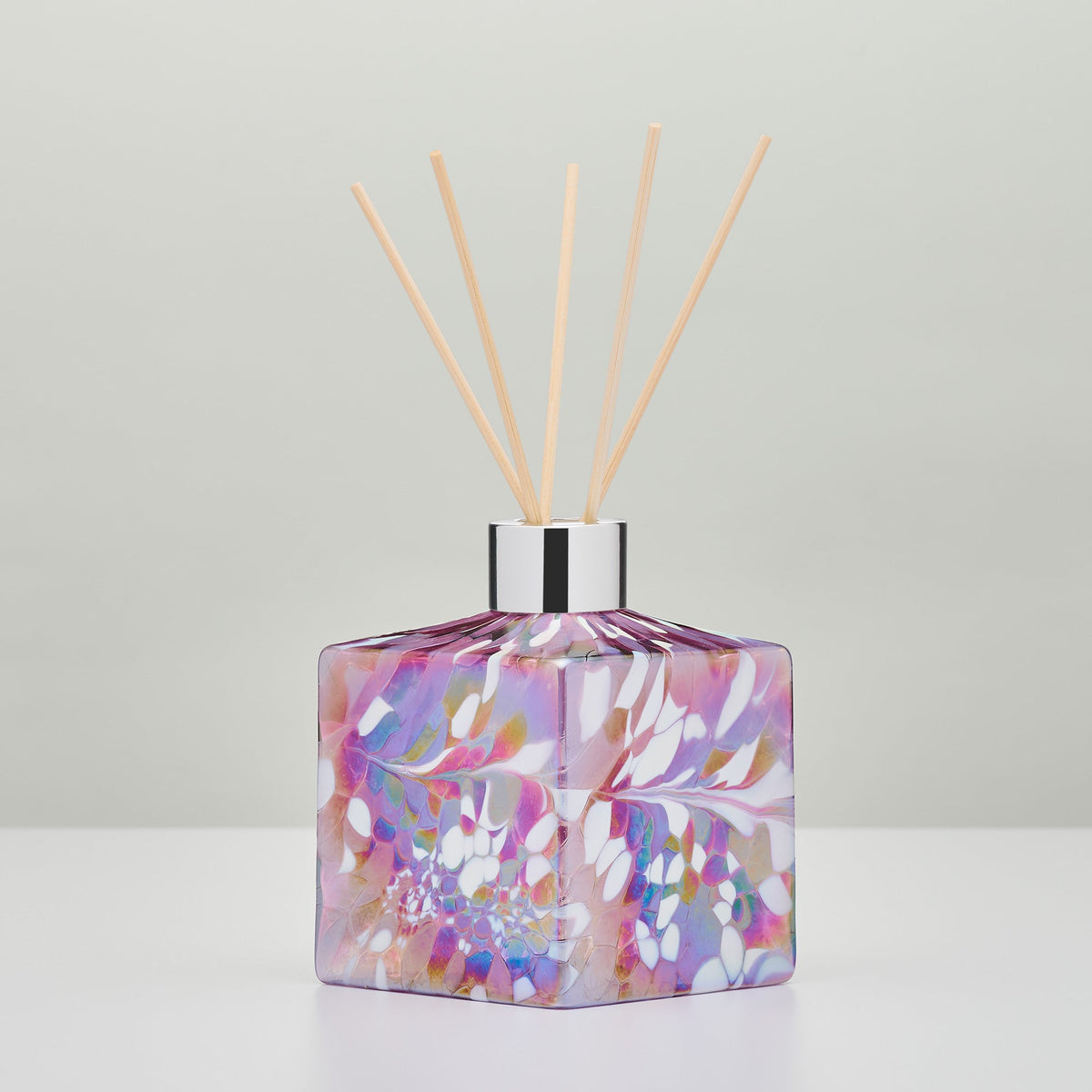 Violet decorative reed diffuser bottle in mouth-blown glass