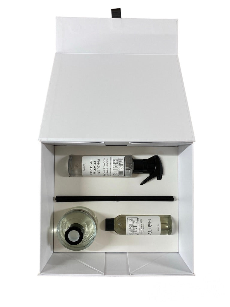 room spray and reed diffuser gift box UK luxury home fragrance set