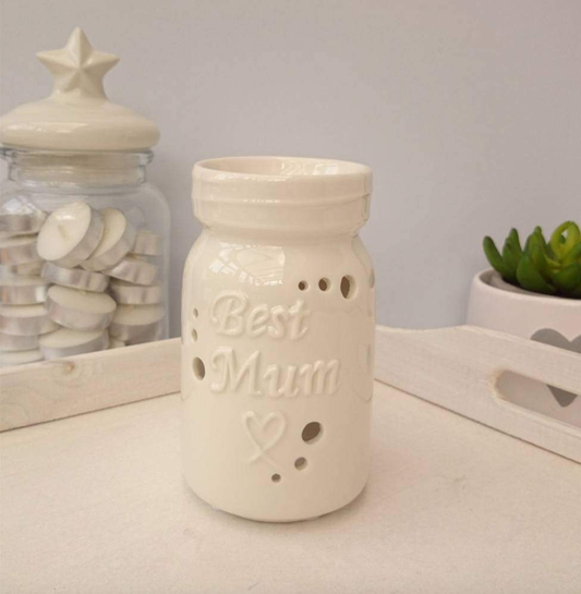 Show your love with the Best Mum Wax Melt Burner – a mason jar-style ceramic burner with embossed lettering. A thoughtful gift and stylish wax melt warmer for mum’s home.
