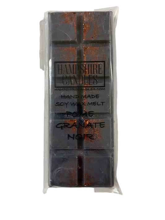 Copy Cat Soy wax melts with a luxurious pomegranate noir fragrance. Ideal for electric wax melt burners, creating a deep, indulgent scent in your home.